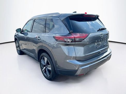 Used 2026 Nissan Rogue SL AWD/4WD image 6