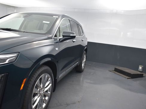 New 2025 Cadillac XT6 Premium Luxury w/ Technology Package image 33