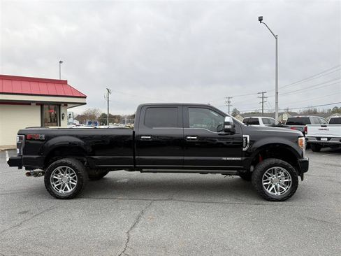 Used 2017 Ford F350 Platinum w/ Platinum Ultimate Package image 4