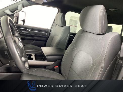 Used 2019 RAM 1500 Big Horn AWD/4WD image 16