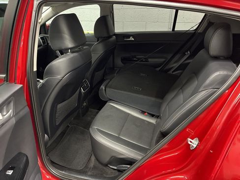 Used 2022 Kia Sportage EX image 26