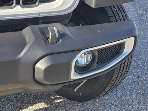 New 2026 Jeep Gladiator Sport image 27