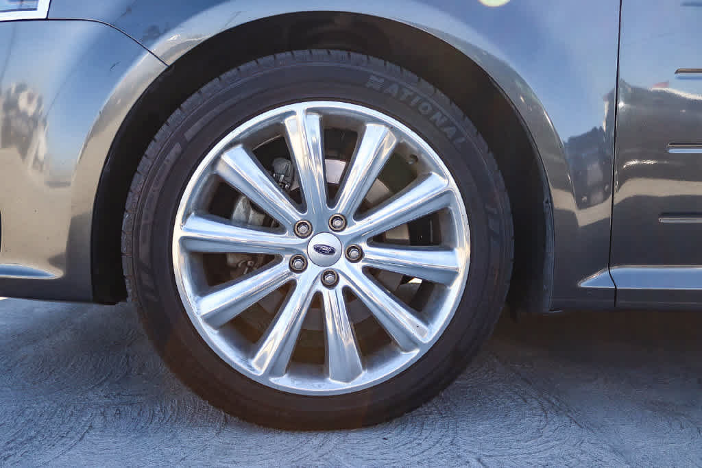 Used 2018 Ford Flex Limited w/ Equipment Group 303A AWD/4WD image 11
