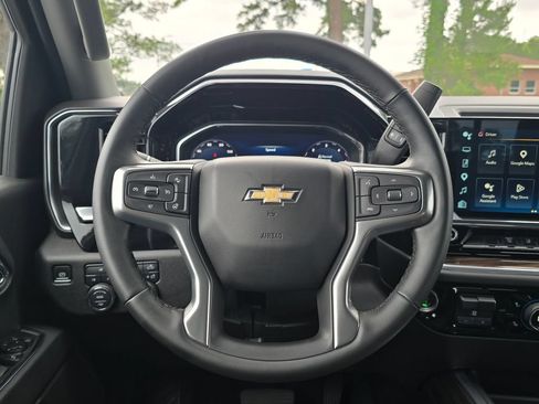 Used 2024 Chevrolet Silverado 3500 LT w/ Convenience Package AWD/4WD image 14