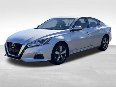 Used 2019 Nissan Altima 2.5 S image 3