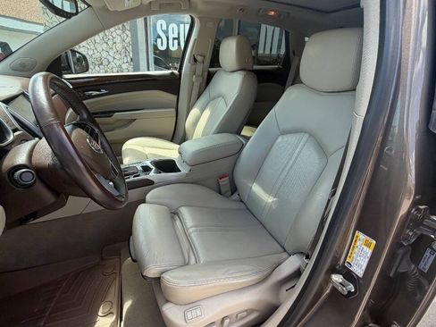 Used 2014 Cadillac SRX Luxury w/ Driver Awareness Package FWD image 9
