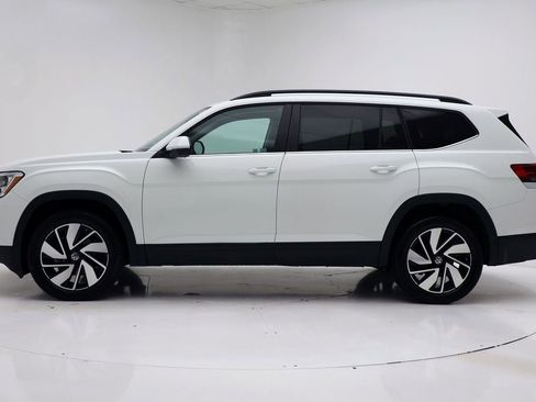 Used 2025 Volkswagen Atlas SE image 6