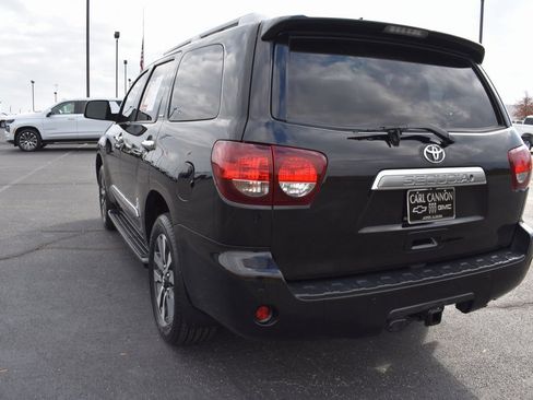 Used 2018 Toyota Sequoia Limited image 4