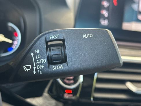 Used 2017 BMW 530i RWD image 32