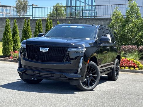 Used 2023 Cadillac Escalade Sport w/ LPO, ONYX Package AWD/4WD image 5