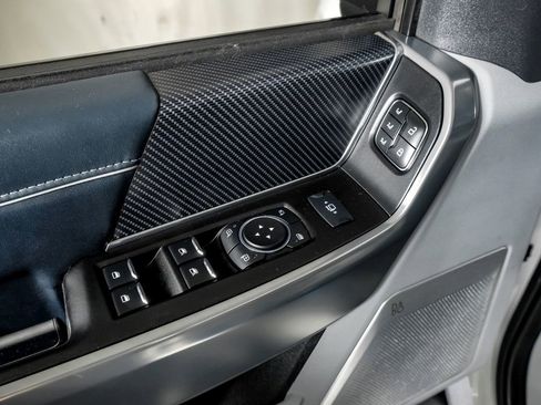 Used 2023 Ford F250 Limited w/ FX4 Off-Road Package image 35