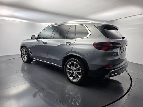 Used 2024 BMW X5 xDrive40i w/ Parking Assistance Package AWD/4WD image 6