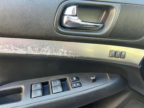 Used 2010 INFINITI G37 Journey w/ Premium Pkg image 37