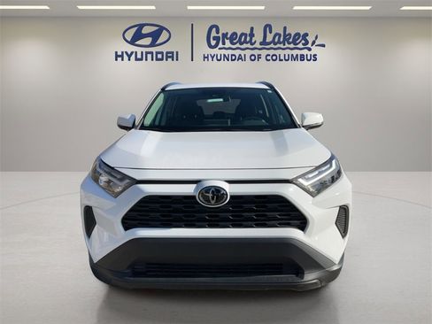 Used 2023 Toyota RAV4 XLE image 8