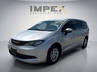 Used 2023 Chrysler Voyager LX FWD video 1