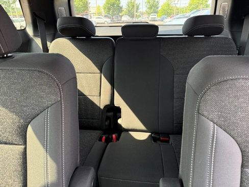 New 2026 Chevrolet Traverse LT w/ Midnight/Sport Edition FWD image 15