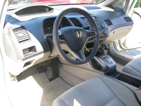 Used 2010 Honda Civic LX image 10