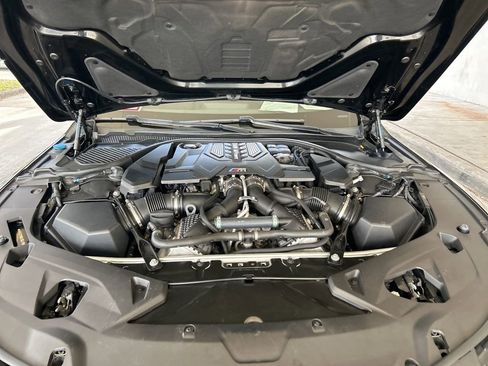 Used 2020 BMW M8 Convertible image 12