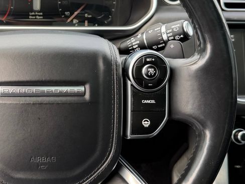 Used 2015 Land Rover Range Rover Supercharged AWD/4WD image 40