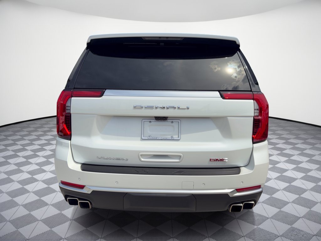 Used 2025 GMC Yukon Denali w/ Denali Reserve Package AWD/4WD image 11