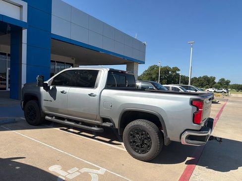 Used 2025 Chevrolet Silverado 3500 LTZ w/ LTZ Premium Package AWD/4WD image 4