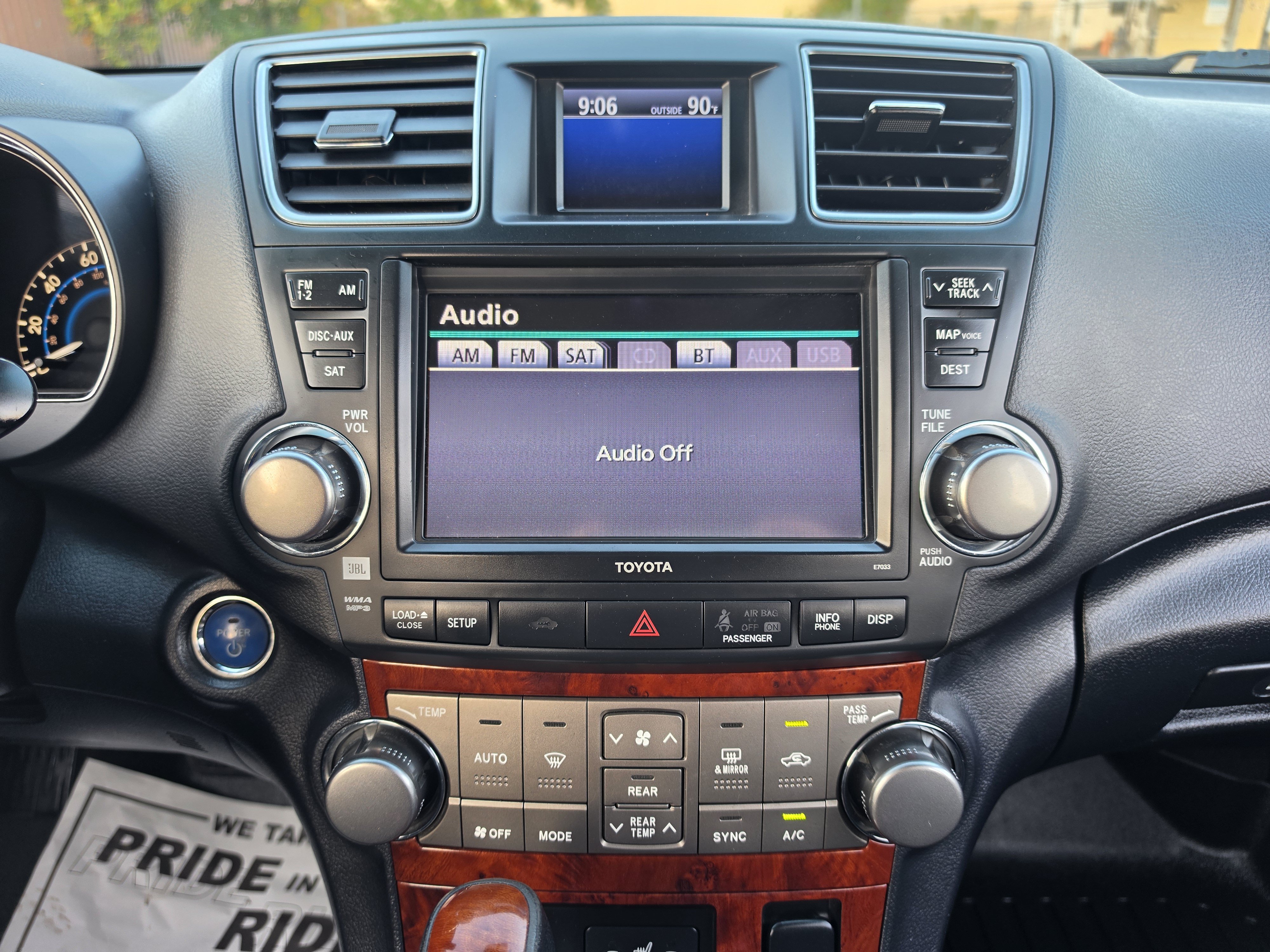 Used 2012 Toyota Highlander Limited AWD/4WD image 39