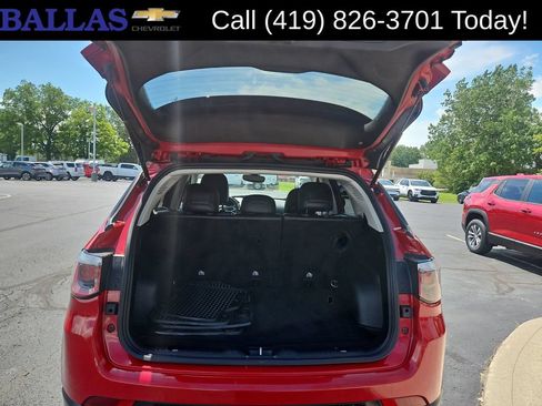 Used 2019 Jeep Compass Latitude FWD image 26