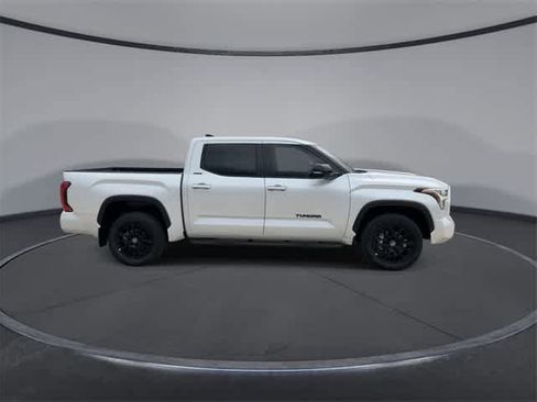 Used 2025 Toyota Tundra Limited image 9