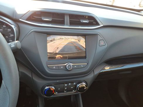 Used 2023 Chevrolet TrailBlazer LT image 21