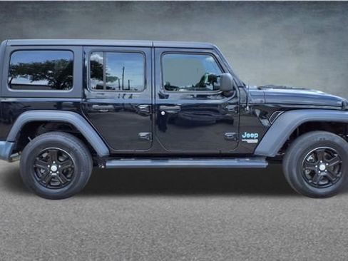 Used 2019 Jeep Wrangler Unlimited Sport S AWD/4WD image 12