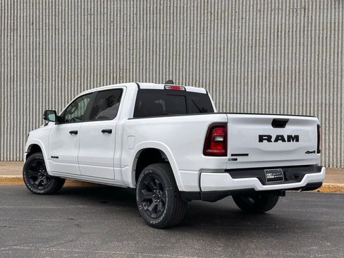 New 2026 RAM 1500 Big Horn AWD/4WD image 3