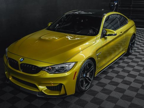 Used 2015 BMW M4 Coupe RWD image 31