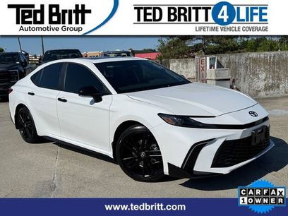 Used 2026 Toyota Camry Hybrid w/ Multimedia Upgrade Package