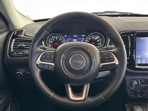Used 2020 Jeep Compass Limited AWD/4WD image 12