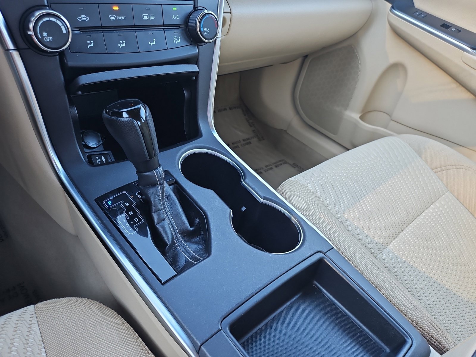 Used 2017 Toyota Camry LE FWD image 21