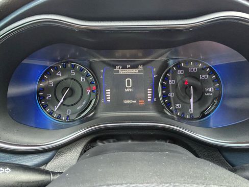 Used 2016 Chrysler 200 S AWD/4WD image 21