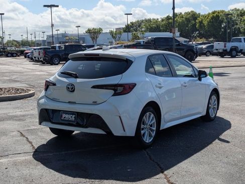 Used 2025 Toyota Corolla SE image 5