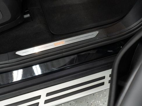 Used 2024 BMW X5 xDrive40i w/ Premium Package image 16