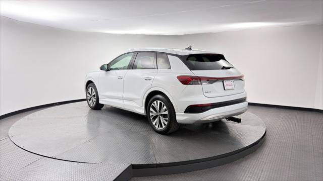 Used 2023 Audi Q4 e-tron Premium RWD image 6