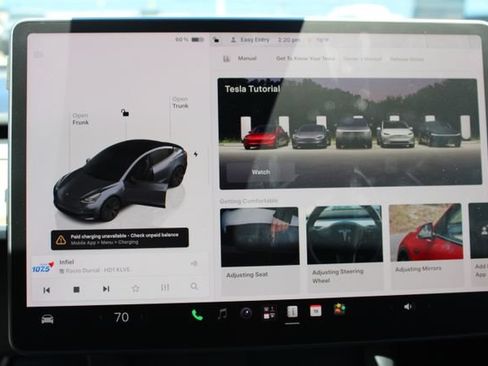 Used 2023 Tesla Model 3 Standard Range RWD image 18
