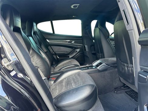 Used 2015 Porsche Panamera GTS image 18