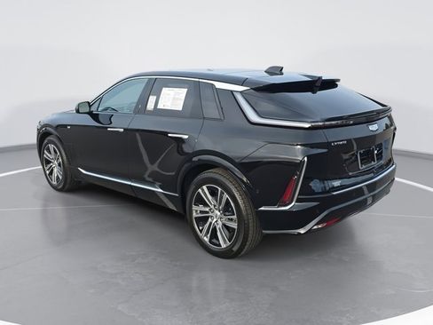 Certified 2024 Cadillac Lyriq Luxury image 5