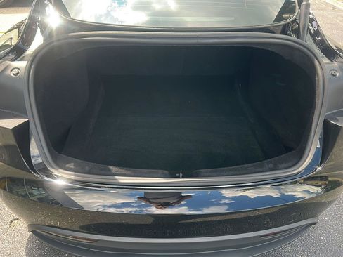 Used 2024 Tesla Model 3 Long Range RWD image 18