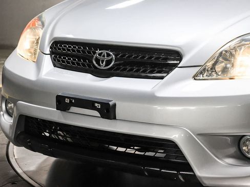 Used 2005 Toyota Matrix XR FWD image 5