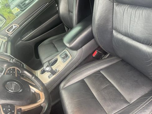 Used 2014 Jeep Grand Cherokee Limited AWD/4WD image 13