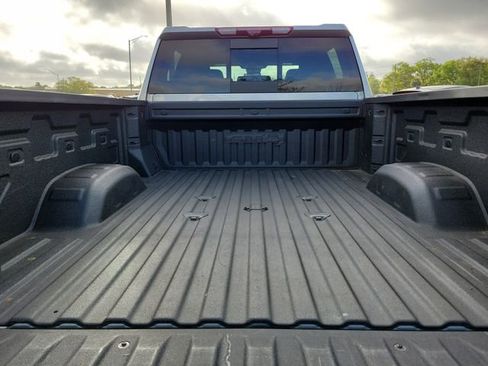 Used 2024 GMC Sierra 2500 AT4 w/ AT4 Premium Plus Package image 7