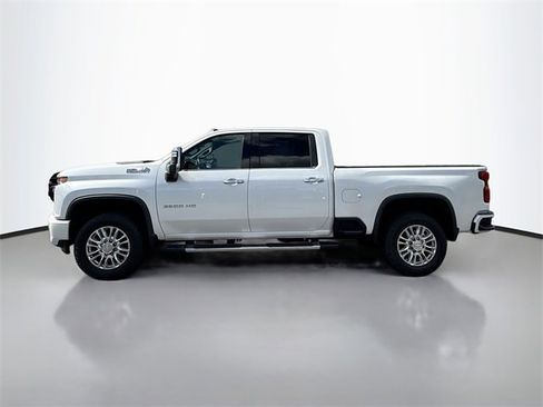 Used 2020 Chevrolet Silverado 2500 High Country image 10
