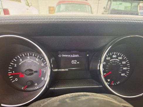 Used 2016 Ford Mustang Coupe image 4