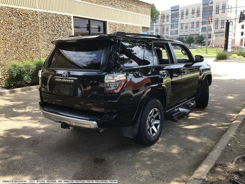 Used 2021 Toyota 4Runner TRD Off-Road Premium AWD/4WD image 5