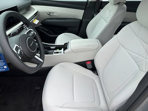 New 2026 Hyundai Tucson SE FWD image 10